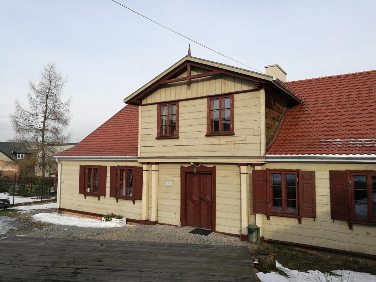 Gosciniec Folkier Hostel Zgierz Bagian luar foto